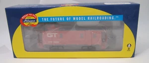 VINTAGE ATHEARN GRAND TRUNK WESTERN CUPOLA CABOOSE HO SCALE IN ORIGINAL BOX - Picture 1 of 5