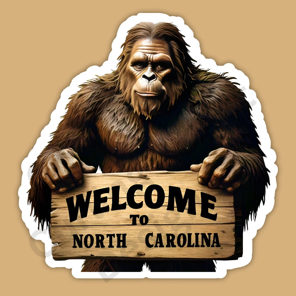 Bigfoot Sasquatch Welcome To North Carolina Funny Cryptid 3 英寸乙烯基贴纸 — 第 1/1 张图片