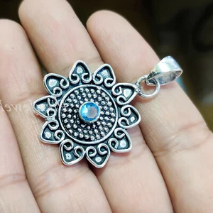 London Blue Topaz Gemstone 925 Sterling Silver Oxidized Pendant Flower Jewelry - Picture 1 of 6