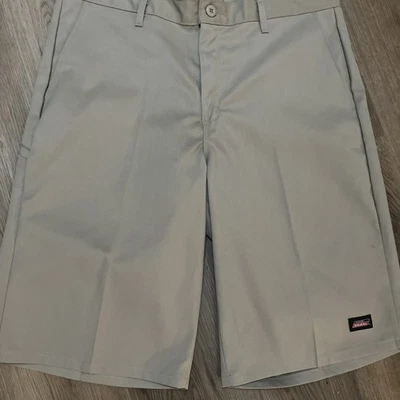 Pantalones Cortos Dickies Para Hombre Calce Relajado Caqui Tostado Teléfono Celular Bolsillo Talla 36 Nuevos sin Etiquetas Foto 1 de 4