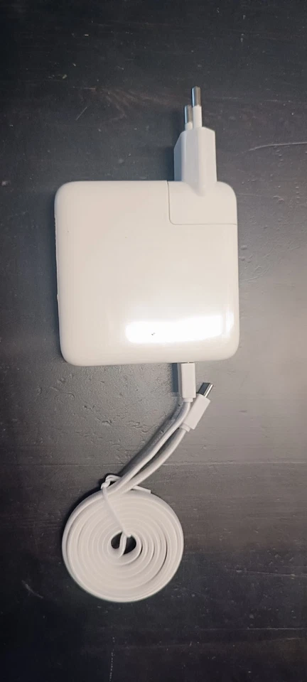 96 Watt Apple Ladegerät + 2m Ladekabel USB-C - Bild 1 von 4