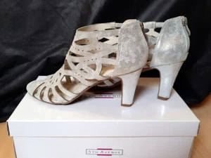 Sandalen mit Absatz Pumps Schuhe 5th Avenue Gr. 38 silber Leder Neuwertig - Bild 1 von 10
