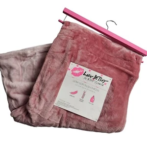 Betsey Johnson Blanket Pink Ombré Ultra Soft Plush Throw - Picture 1 of 6
