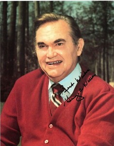 George Wallace Alabama Governor Signed 8x10 Card Stock Photo JSA Authenticated