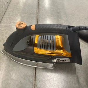 Shark GI505 Ultimate Professional Iron 9.5" Soleplate 1800W Self Cleaning Steam - Picture 1 of 4