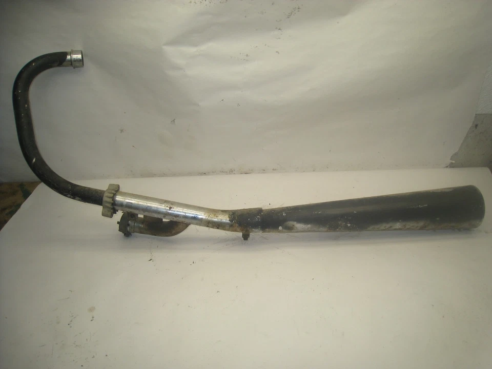 Suzuki GS650G GS G650 1982 SILENCIADOR LATERAL DERECHO TUBO SILENCIADOR OEM Foto 1 de 4