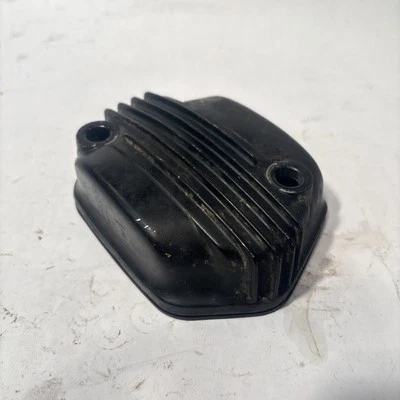 CUBIERTA VÁLVULA HONDA XR80 XR80R XR100R XL80S XL100S 12301-149-030 NEGRA Foto 1 de 4