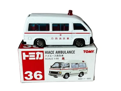 Tomy 丰田 Hiace 救护车 1/66 比例压铸 Van 模型日本 #36 — 第 1/3 张图片