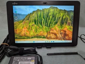 Fujitsu Arrows Tab Q508/SE Atom x5-Z8550 Windows 11 Pro RAM 4GB SSD 64GB - Picture 1 of 10