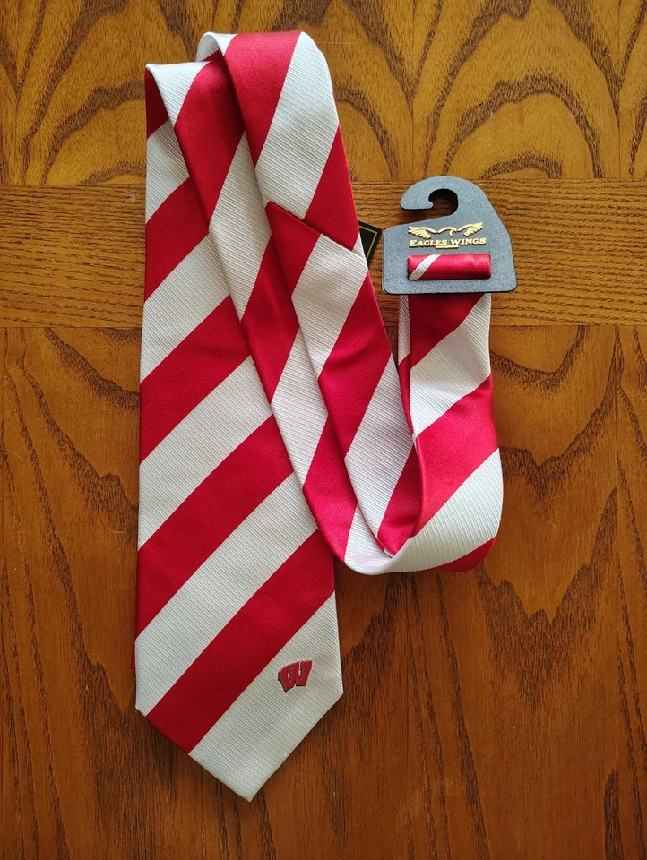 Corbata "W" de seda tejida roja/blanca del regimiento de tejones de Wisconsin de Eagles Wings Foto 1 de 3
