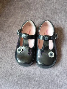 Start-Rite Mary Jane T-Bar Black Patent Floral Shoes Baby Girls Size UK 4.5 G - Picture 1 of 20