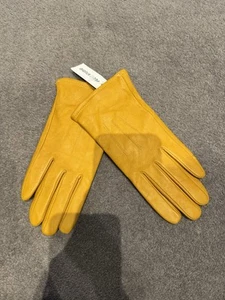Women’s Mustard Leather Gloves Size Small - Picture 1 of 4