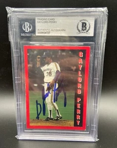Gaylord Perry signed baseball card - Beckett authentic autograph - Picture 1 of 3