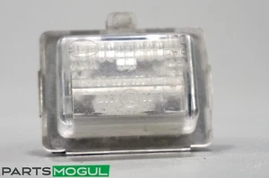 MERCEDES-BENZ E350 W212 2010-2016 TAPA MALETERO TRASERO MATRÍCULA LÁMPARA OEM - Imagen 1 de 6