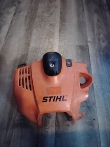 Cubierta superior OE Stihl FS240 R 4147 080 1600 - Imagen 1 de 10
