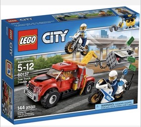 LEGO CITY: Tow Truck Trouble (60137) New in Sealed Box! Retired Product!