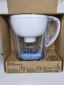 BRITA 10-CUP WATER FILTER PITCHER SMARTLIGHT WHITE - W/ STANDARD FILTER - Picture 1 of 2