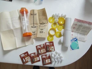 Large Lot of More Than 40 Cake Decorating Icing Tips & Tools, Cookie Press - Picture 1 of 8