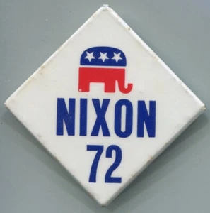 Nixon 72 Campaign Pin 2-1/8" - Picture 1 of 3