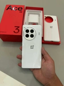 OnePlus Ace 3 Pro 6.78" 50MP Android Snapdragon 8 Gen 3 Google Play - Afbeelding 1 van 5