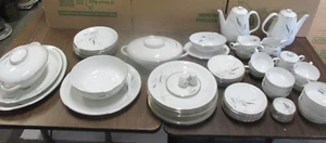 Ceres (Coupe) by EASTERLING 74 Piece Set Service for 8 - Picture 1 of 16