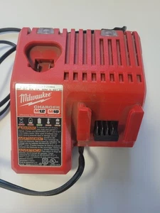 Milwaukee M12 M18 Lithium Ion Battery Charger 48-59-1812 Genuine Multi Charger - Picture 1 of 4