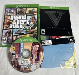 Grand Theft Auto V 5 Microsoft Xbox One 2014 Map Included Complete CIB - Picture 1 of 1