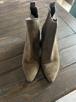 Michael Kors Army Green Suede Leather Block Heel Pointed Toe Ankle Boots size 9 - Image 1 of 4