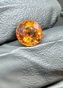 Feiner, unbehandelter, natürlicher Zirkon, 4,08 Carat, VVS, in Orange - Bild 1 von 2
