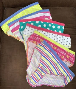 GIRLS UNDERWEAR SZ 14 STRIPES/DOTS/BUTTERFLIES (6) PAIRS SUPER CUTE!! - Picture 1 of 3