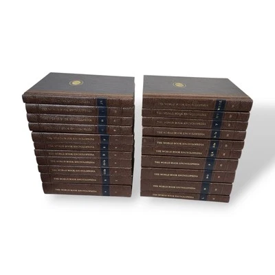 The World Book Encyclopedia 1979 COMPLETE 21 Volume Set Brown Vintage Decor - Image 1 of 4
