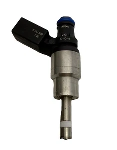 06F906036A FUEL INJECTORS - Picture 1 of 5