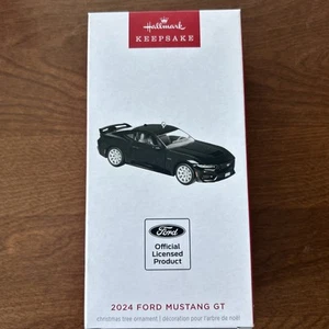 NEU Hallmark Keepsake Ornament 2024 Ford Mustang GT schwarz Auto sportlich Metall - Bild 1 von 3