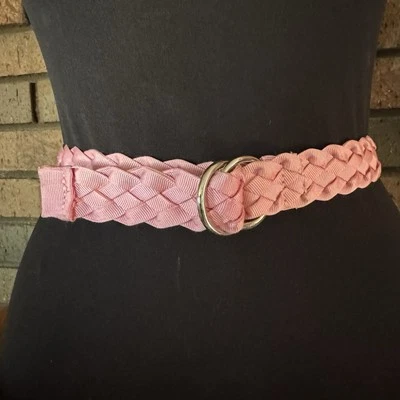 ELIZA B - Anillo en D Trenzado Rosa-Hecho a Mano-CUERO HOMBRE LTD-Essex, CT-L-Cinturón Foto 1 de 4