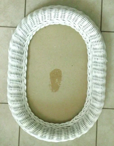 Weißer ovaler Rahmen aus Korbgeflecht - ohne Bild - ohne Glas - sehr guter Zustand - Bild 1 von 3