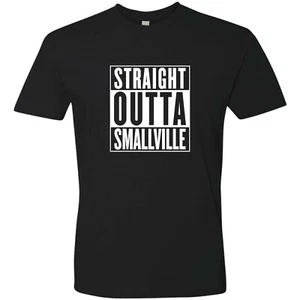 T-shirt Straight Outta Smallville Nerdy Funny S/S Superman DC Comics - Foto 1 di 4