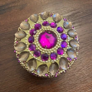 Jeweled Tin Trinket Keepsake Box Magenta Gold 2.5" - Picture 1 of 9