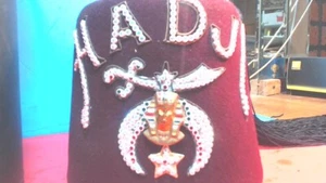 De colección - Shriners - Masónico - Masones - HADJL - Muy ORNADO - Sombrero de fieltro - Gorra - en estuche - Imagen 1 de 11