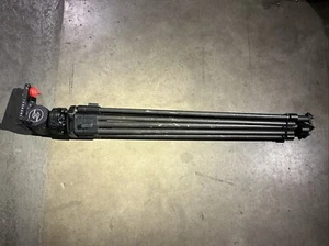 Sachtler-Munchen DV4 Video/Camera Tripod Head And Aluminum Legs 106429 - Picture 1 of 10