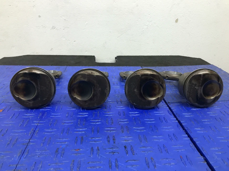 Porsche Panamera 2010-2012 4,8 L sin turbo pistón derecho con juego de bielas Foto 1 de 4