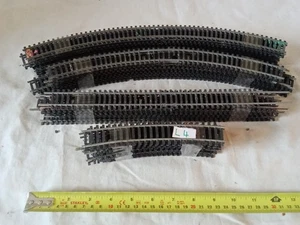 SPUR OO/HO HORNBY LIMA & ANDERE MARKEN VON GLEISEN SCHMUTZ/ROSTSCHADEN BITS L4 (D50) - Bild 1 von 6