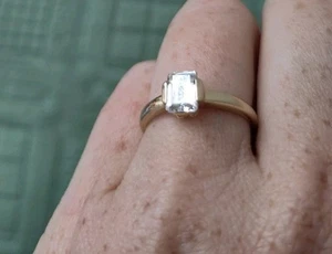 Goldring Gelbgold Ring 585 14K mit elegantem weißen Saphir, Gr. 54, Verlobung - Bild 1 von 9