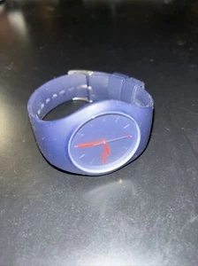 ice Silicone Watch Navy Blue /red- in excellent condition (needs new battery) - Picture 1 of 4