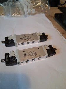 Electroválvula doble festo vuvg-l14-b52-t-g18-1p3 identit 566500 stock sin usar - Imagen 1 de 14