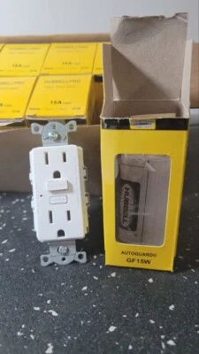 Hubbell Autoguard GF15W GFCI Receptacle 15A 125V White (BRAND NEW LOT OF 10) - Image 1 of 4