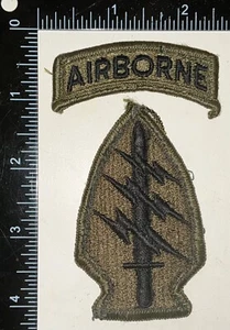 Parche e insignia de pestaña de arco de las Fuerzas Especiales del Ejército de los Estados Unidos SOMETIDOS - Imagen 1 de 2