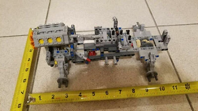 LEGO Technic 4 WD transfer case and servo mount and steering XL mount- new parts - Image 1 of 4