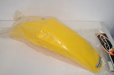 UFO PLASTICS YELLOW REAR FENDER MUD GUARD SUZUKI RM125 RM250 1996 - 2000 - Image 1 of 3