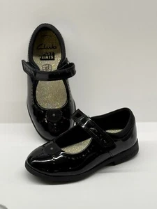 Scarpe Clarks Magic Step Bar da bambina in pelle verniciata UK 7,5 E (vestibilità stretta) scuola - Foto 1 di 10