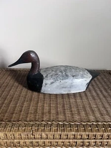 Hand Carved Vintage Duck Deocy Canvasback With Glass Eyes - Picture 1 of 7